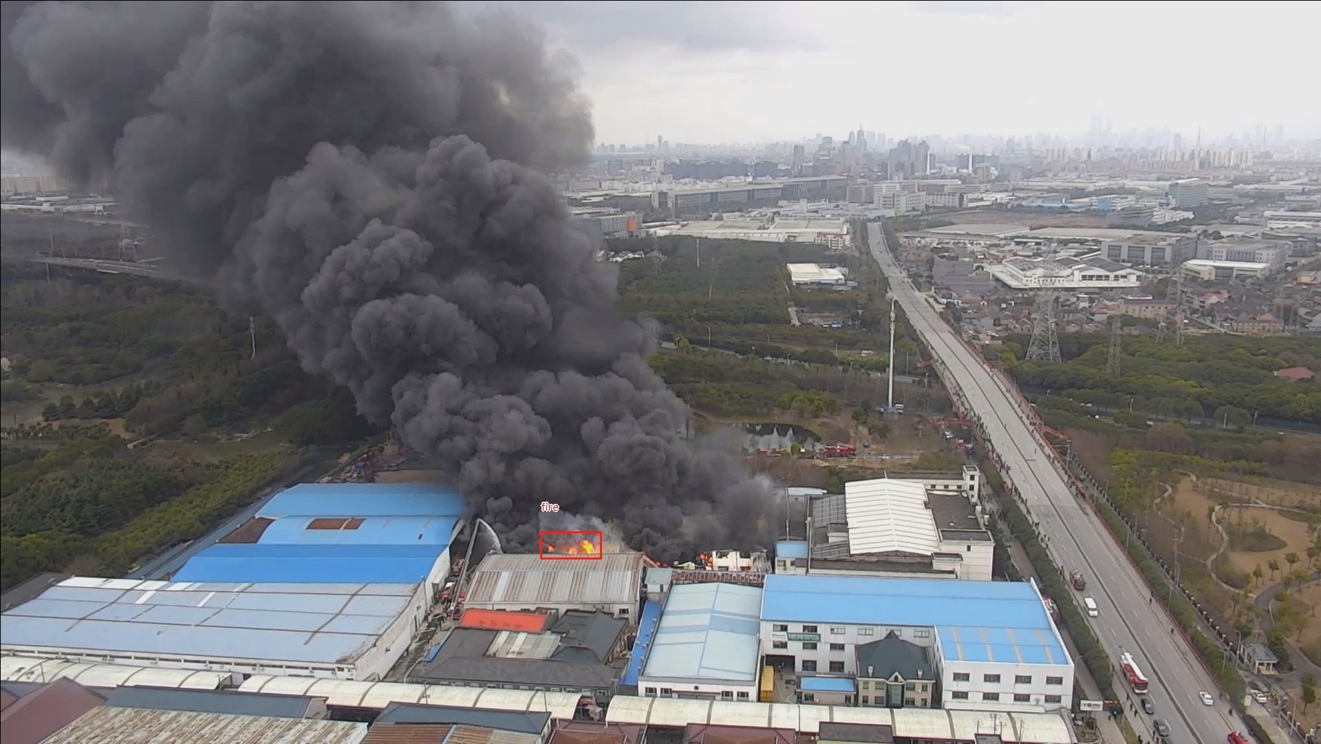 無人機AI識別賦能大應(yīng)急：自動檢測，火速發(fā)現(xiàn)“火情”